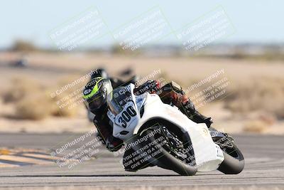 media/Dec-07-2025-CVMA (Sun) [[3e7d2de5dc]]/Race 11-Formula 2-CVMA Hooligans-American Thunder/